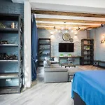 Apartman Iron Cube