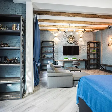 Apartament Iron Cube
