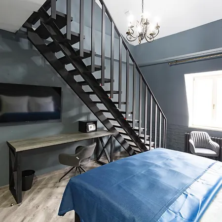 Apartment Iron Cube Karlovy Vary