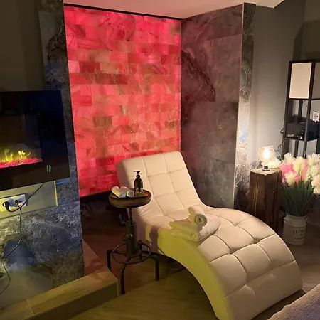 Iron Cube Apartment Karlovy Vary