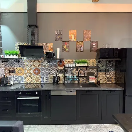 Apartament Iron Cube