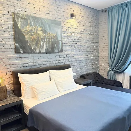 Iron Cube Apartament