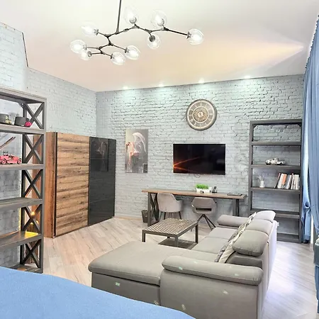 Iron Cube Apartament