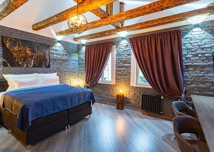 Iron Cube * Karlsbad