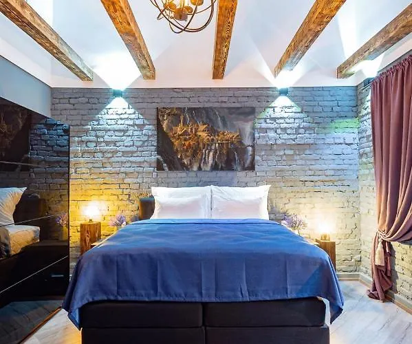 Iron Cube * Karlsbad