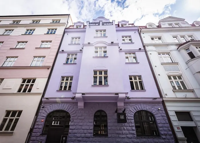 Iron Cube Karlovy Vary