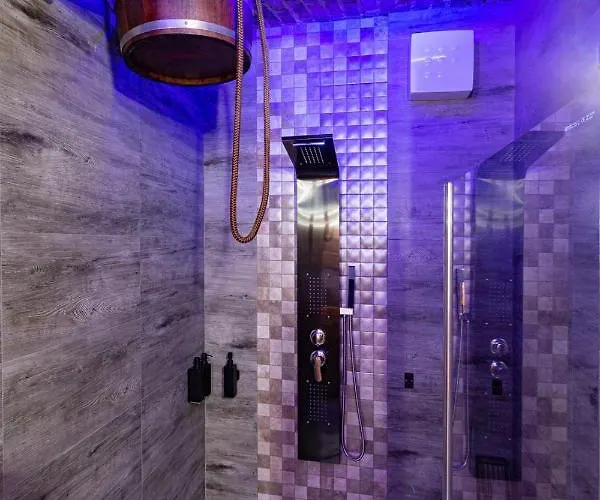 Iron Cube Appartement